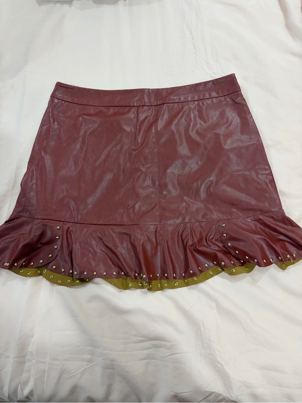 Women’s Faux Leather Ruffle Hem Skort in Burgundy